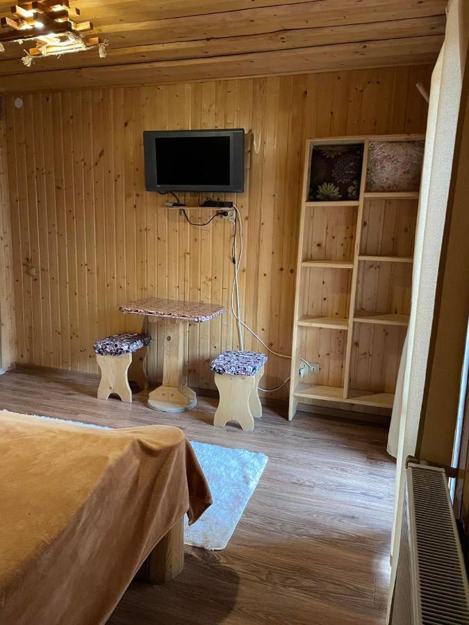Sadyba Sunny House Pilipets Bagian luar foto
